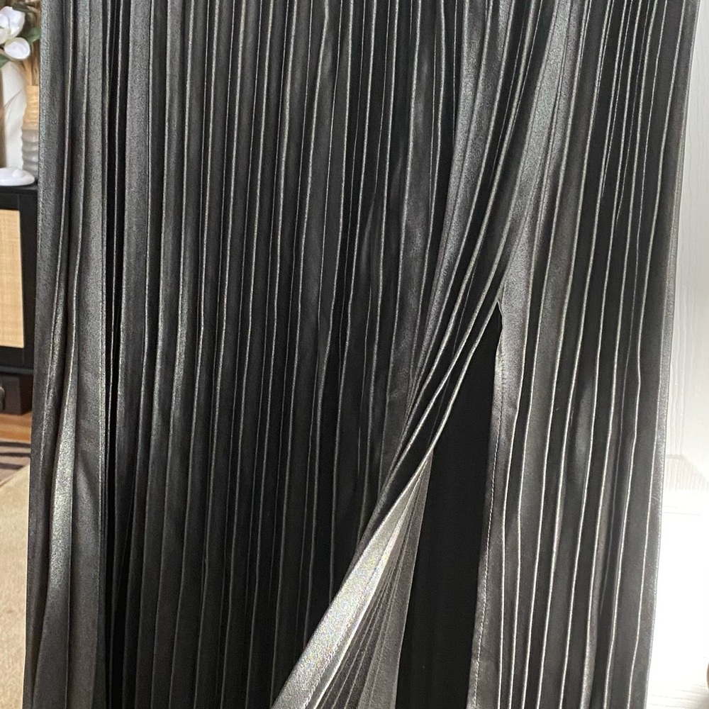 House of Harlow 1960 skirt!